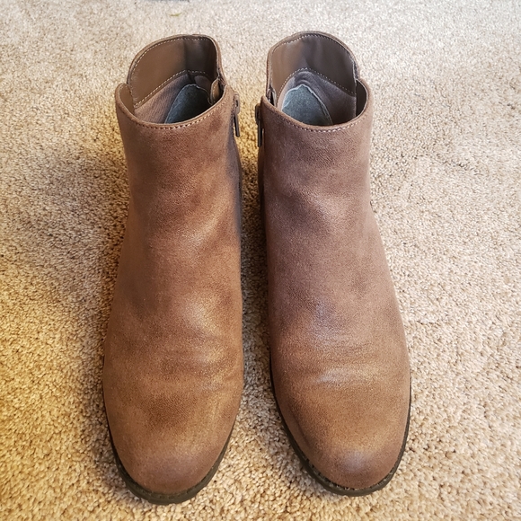 Me too Brown Ankle Booties Size 7.5 - Picture 4 of 7